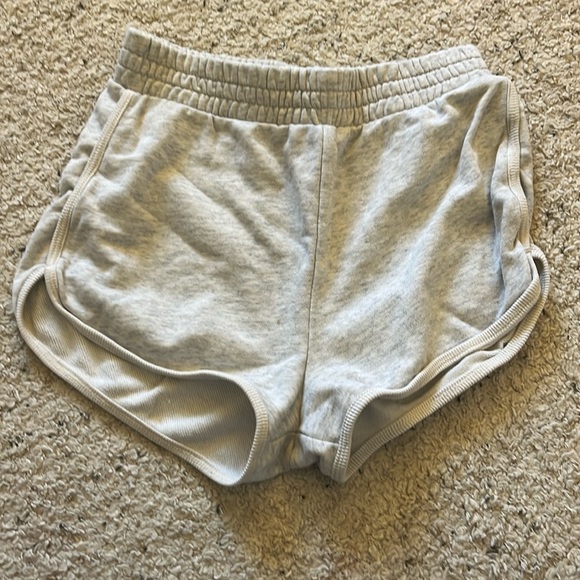 High wasted ( foldable) grey/ white sweat shorts. - Picture 1 of 3